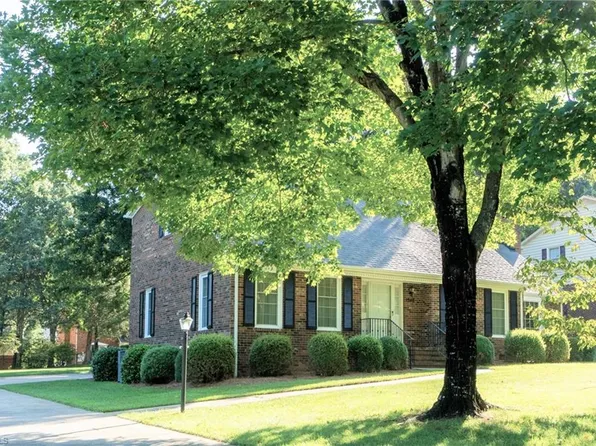 1240 Candlewood Dr, Elon, NC 27244