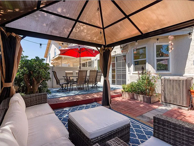 1768 Promenade Cir — Photo 35