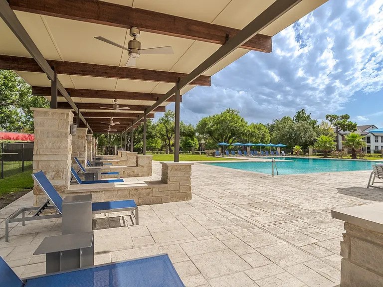 Villages at Parktown Apartment Homes — Photo 8