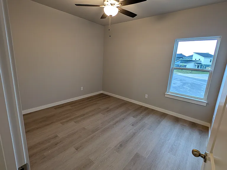 1904 SW Poigai Way #1 — Photo 8