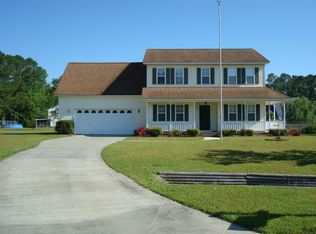 104 White Doe Ct, Newport, NC 28570