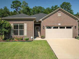 19 Hanna Loop, Maumelle, AR 72113