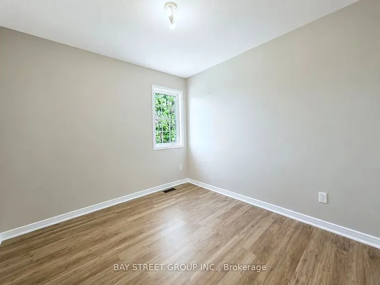 3168 Cabano Cres — Photo 25