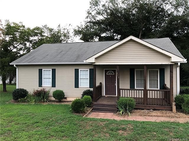 1st image of 803 Park Dr #1