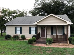 803 Park Dr #1, Statesville, NC 28677