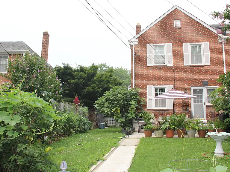 209 Brandon Rd — Photo 12