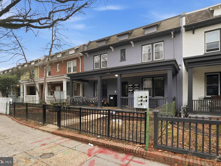1710 W Virginia Ave NE #202 — Photo 26