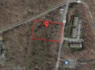 Stoneleigh Ave, Carmel, NY 10512