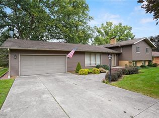 98 S Village View Rd, Tallmadge, OH 44278