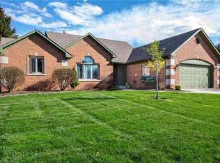 4221 Moss Ridge Ln, Indianapolis, IN 46237