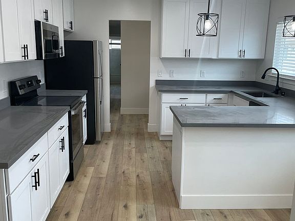 5th image of 1184 Bonita Ave