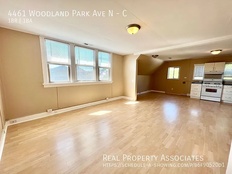 4461 Woodland Park Ave N #C — Photo 7