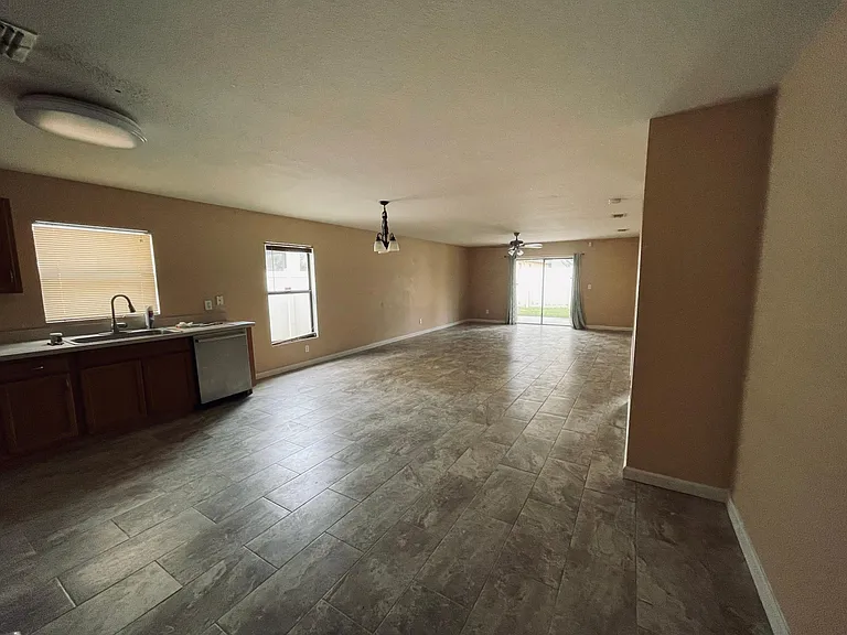 4115 Millicent Cir — Photo 21