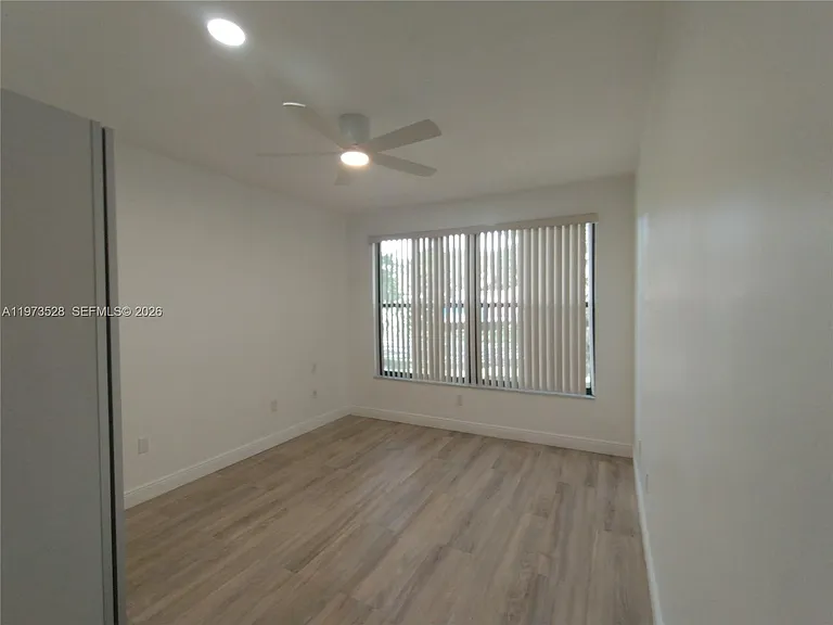 15509 Miami Lakeway N #102 — Photo 14