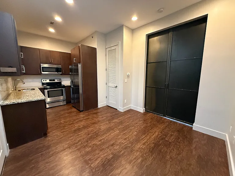 214 Louise Ave — Photo 30