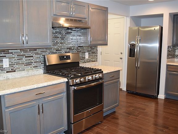 5th image of 20337 Westwood Park Blvd