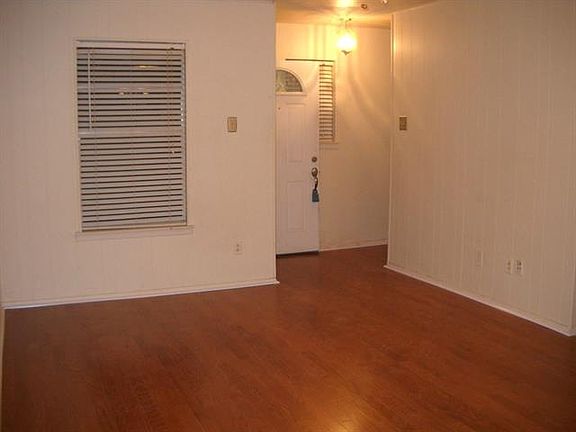 5th image of 1604 Sierra Dr