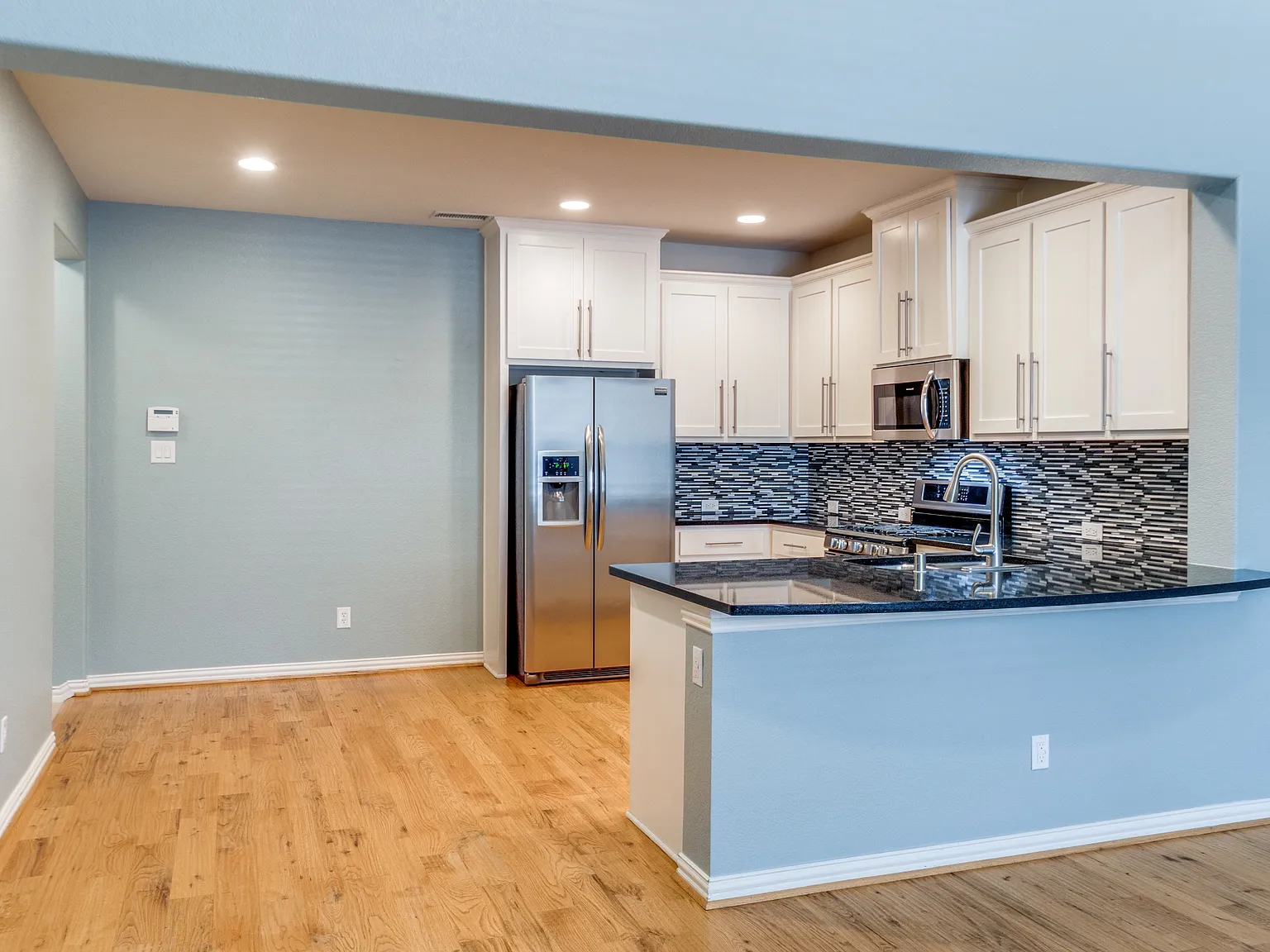 531 Matthew Pl — Photo 3
