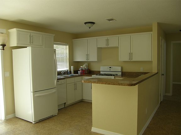 2nd image of 316 Trudgeon Dr