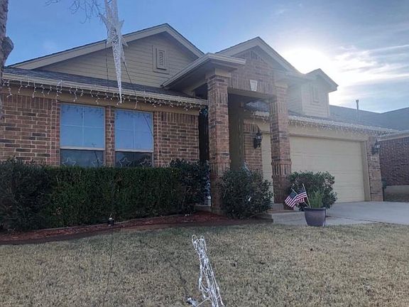 2nd image of 1002 Bear Mountain Dr