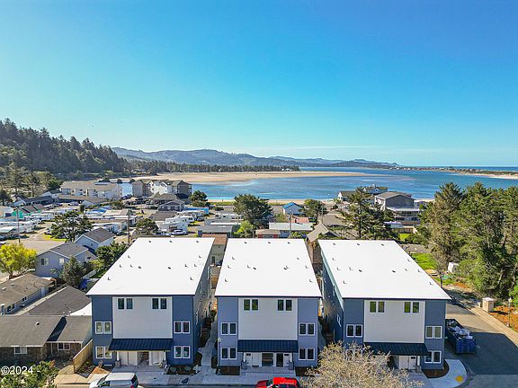 4th image of 918 SW 48th St #3