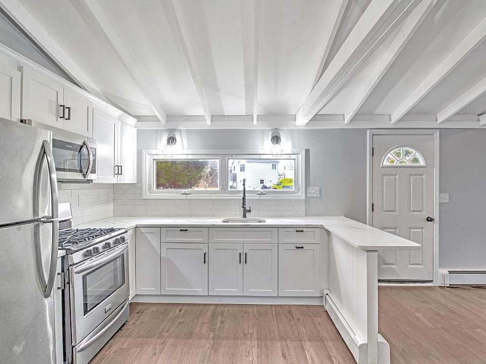 1st image of 1001 Beach Blvd