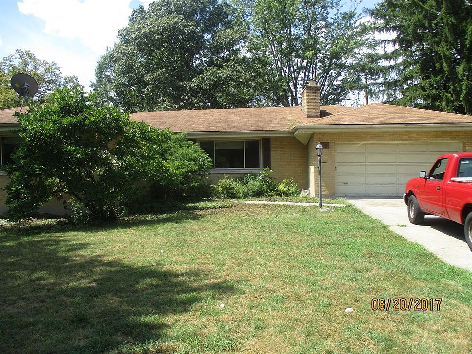1st image of 55 Piccadilly Dr