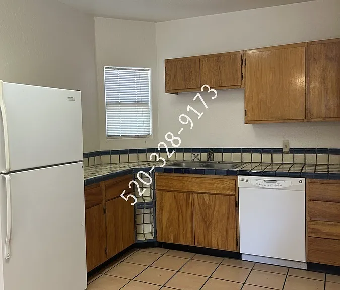 3419 E Glenn St #2 — Photo 7