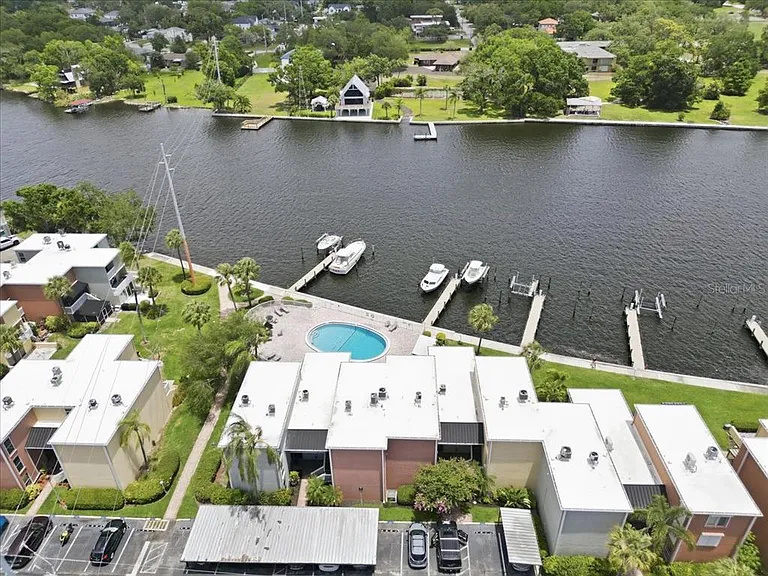 2424 W Tampa Bay Blvd #G104 — Photo 19