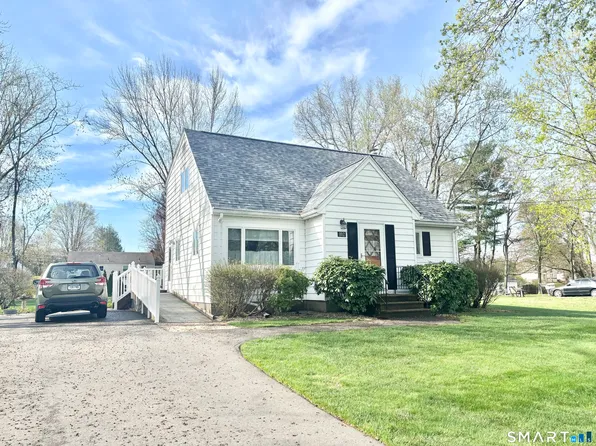 102 Diane Drive, Manchester, CT 06040