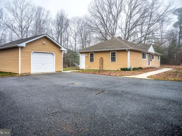 22764 Old Rolling Rd, California, MD 20619