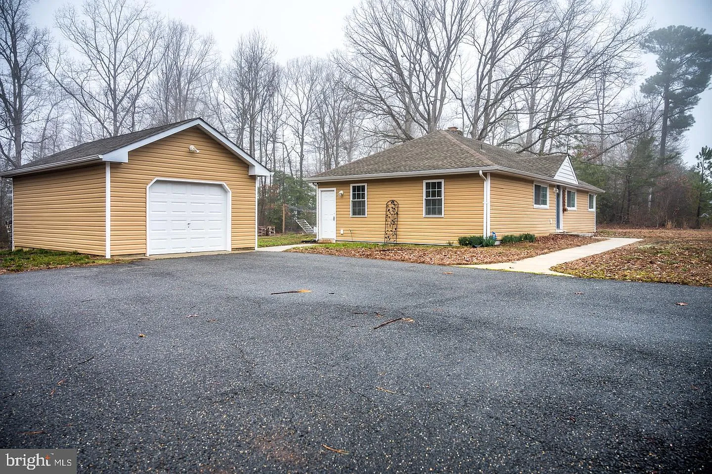 22764 Old Rolling Rd photo 1