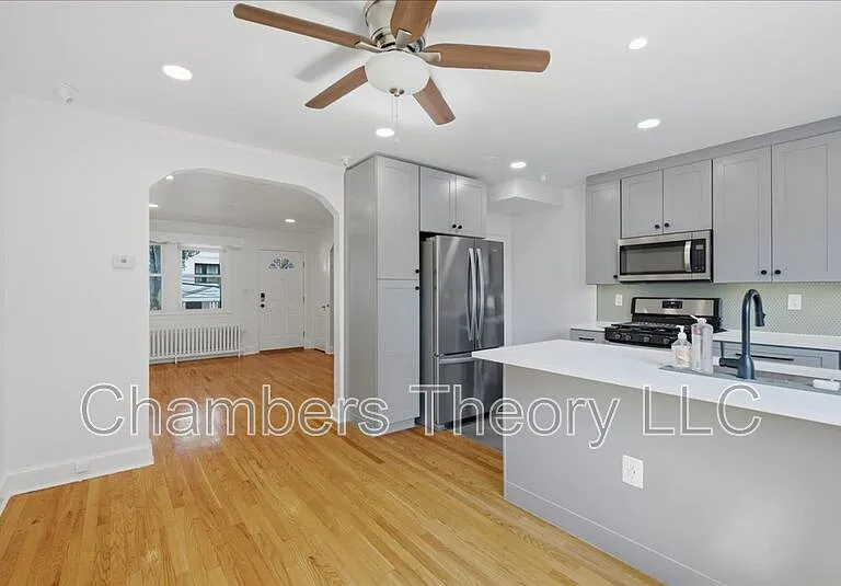 2230 Observatory Pl NW — Photo 25