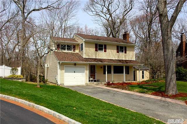 1st image of 5 Oakcrest Ct