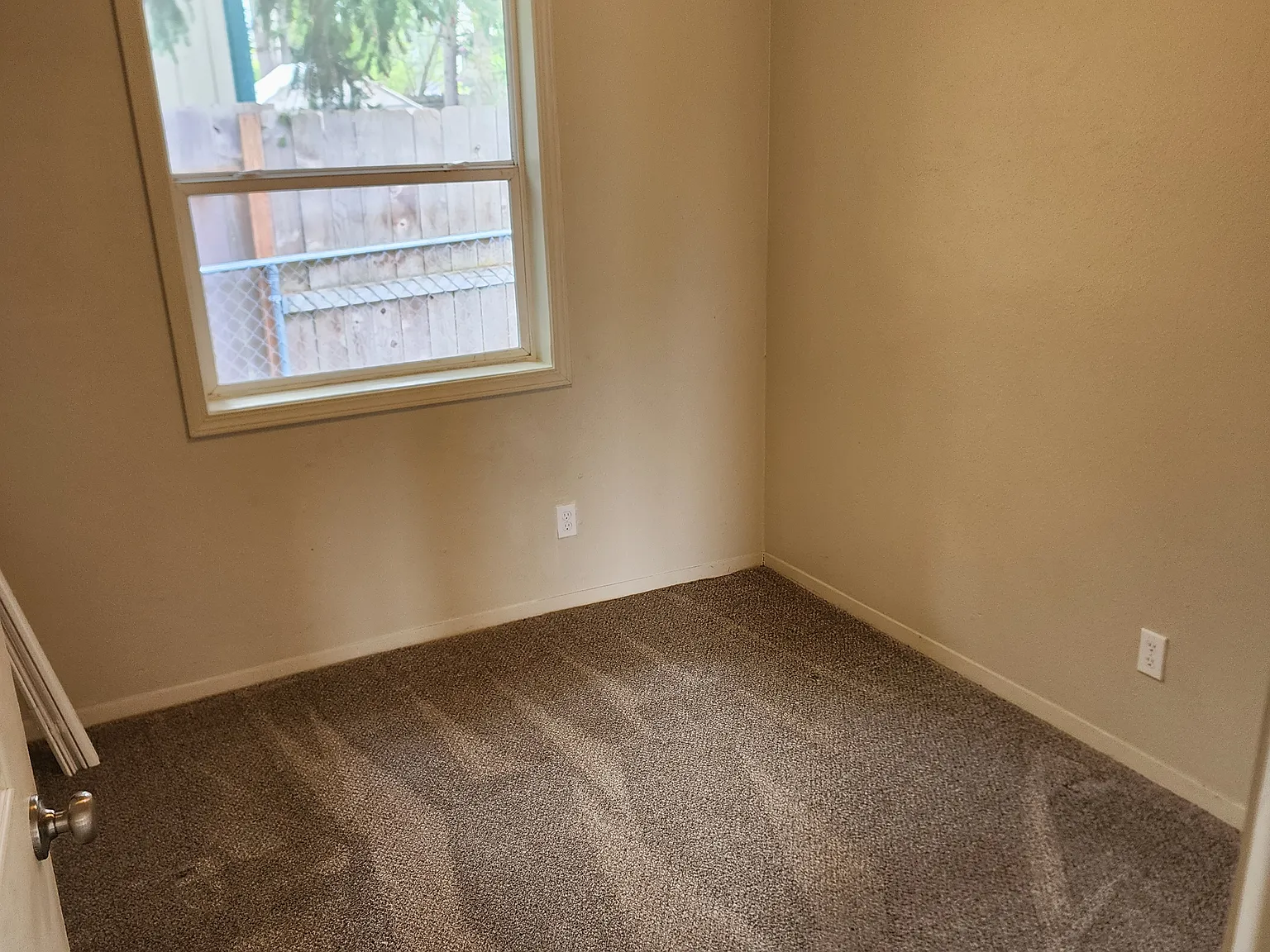 1 bed, 500 sqft, $1,100 — Photo 4