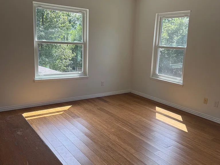 56 Overton Dr — Photo 7