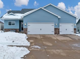 8508 Aldridge Dr SW, Cedar Rapids, IA 52404