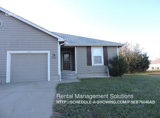 3503 SE Taurus Ave, Topeka, KS 66605