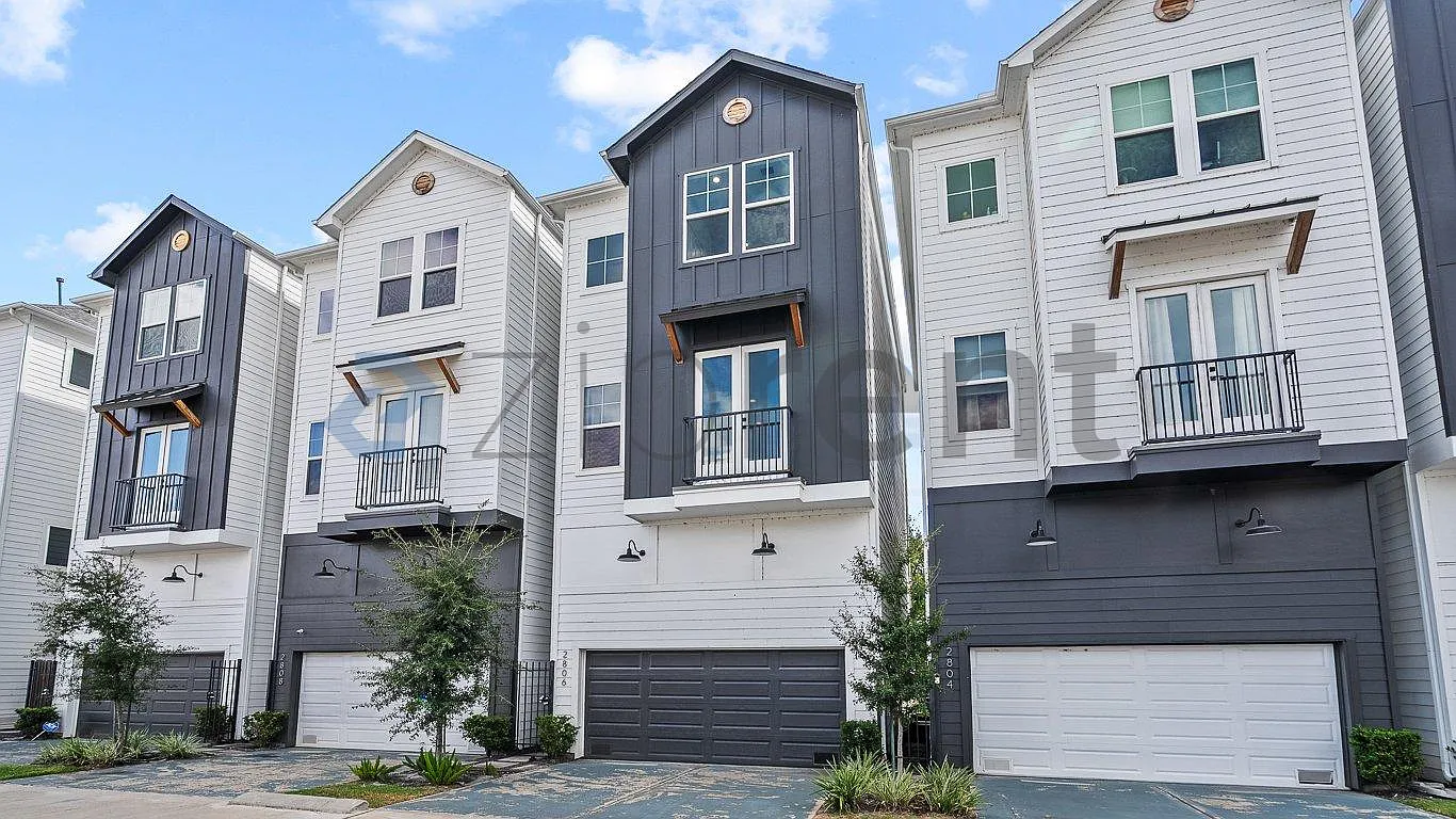 3 bed, 3.5 bath, 1807 sqft, $2,800 — Photo 2