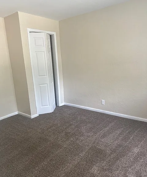 208 Emery St — Photo 9