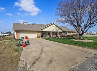 53 Day Rd, Roanoke, TX 76262