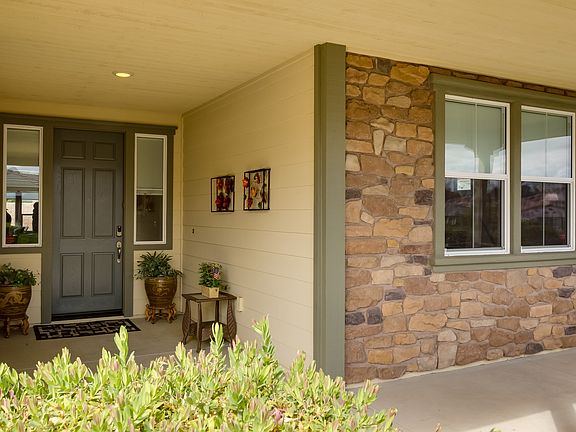3rd image of 1160 Saguaro Way