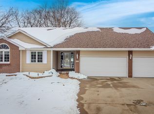 440 Morning Dove Blvd, Pleasant Hill, IA 50327