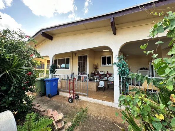 94-268 Waipahu St, Waipahu, HI 96797