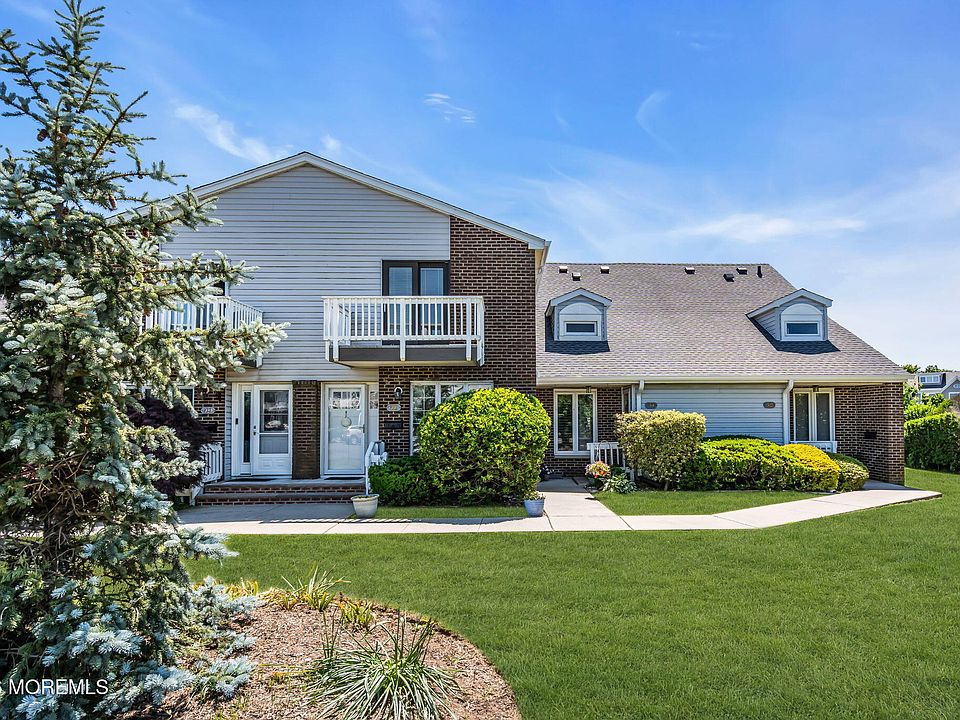 1st image of 25 Meadow Avenue #51