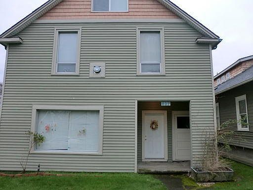1st image of 627 N Pine St APT 3