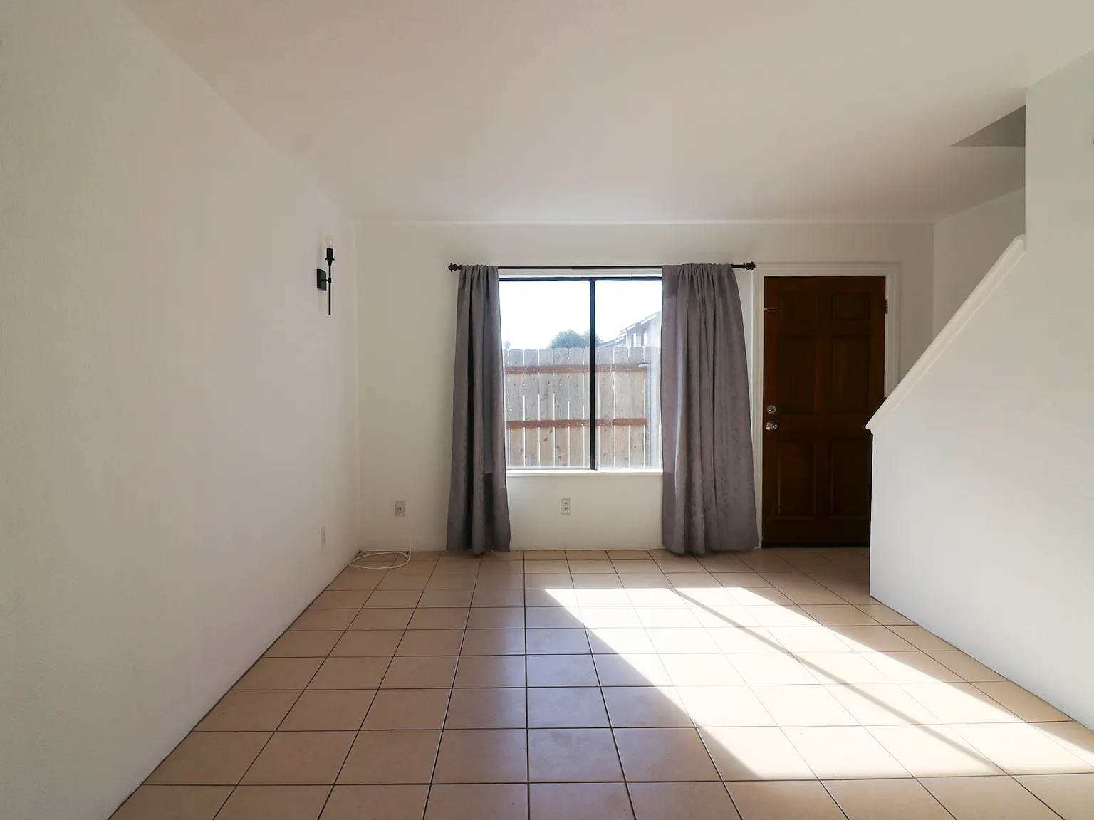 2 bed, 885 sqft, $2,500 — Photo 4