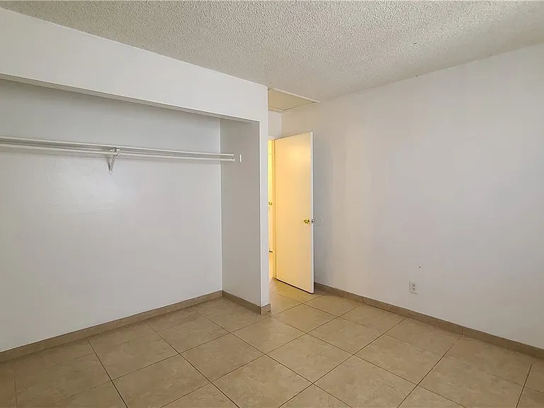 3117 E Carey Ave #3 — Photo 18
