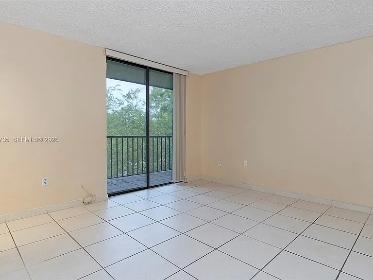 8760 SW 133rd Avenue Rd #301 — Photo 21