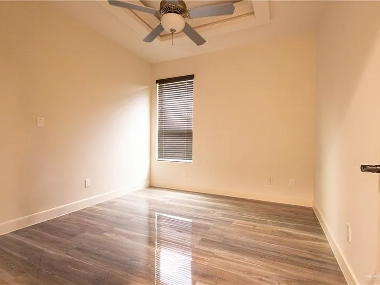 3808 Wisteria Ave — Photo 23